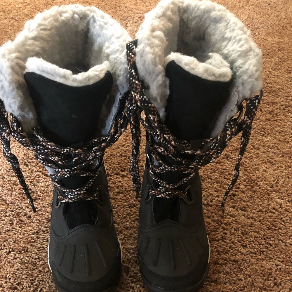 Women’s Bear Paw winter boots